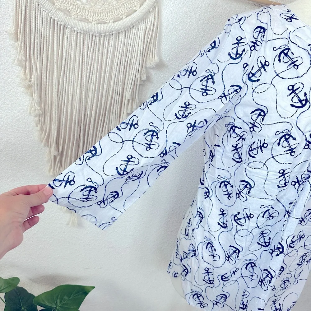 Talbots blue and white anchor novelty print cotton tunic top medium